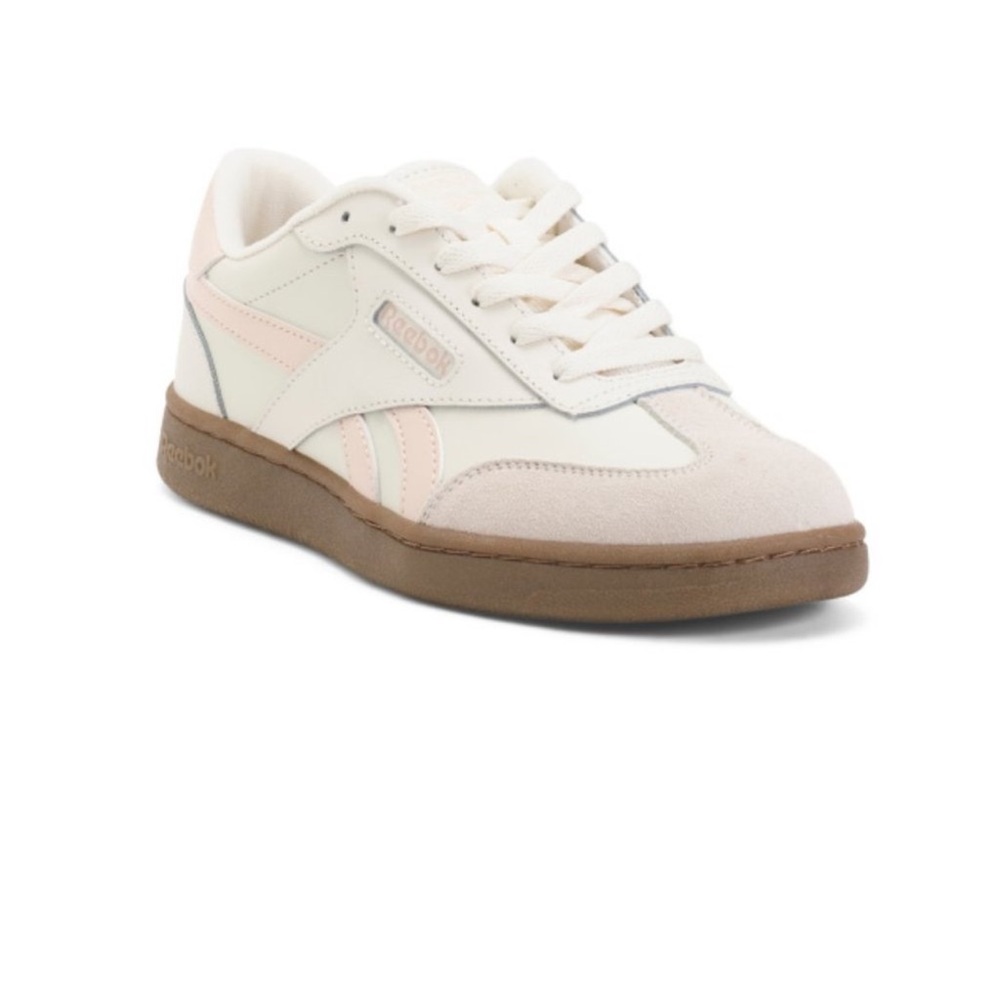 Reebok Forte Lounger Cream and Light Pink